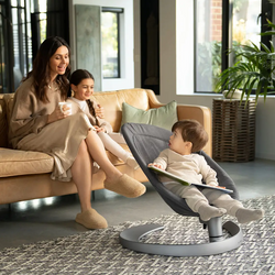 Nuna Leaf Grow with Toybar