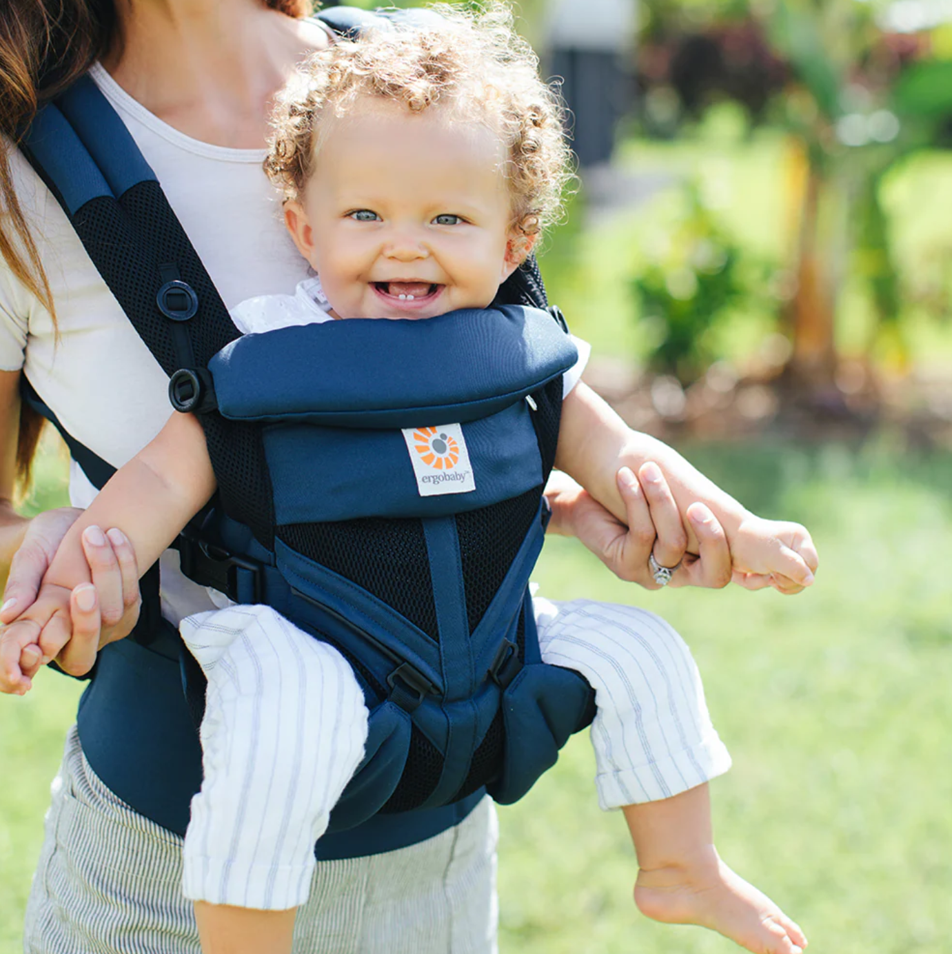 Ergobaby raven deals