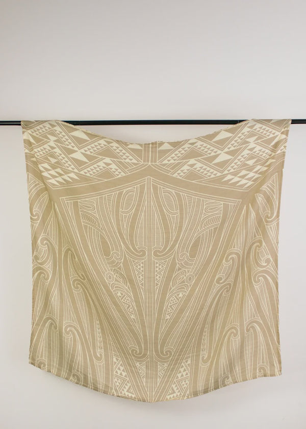 Te Ao Marama Pēpi Wrap - Beige