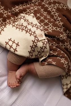 Hawaiiki Pēpi Pātikitiki 100% Organic Cotton Blanket - Brown
