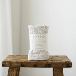 Bo & Ko Piko Pakati Pēpi Wrap