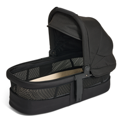 Edwards & Co carrycot 3