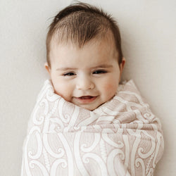 Bo & Ko Te Pātiki Pēpi Wrap