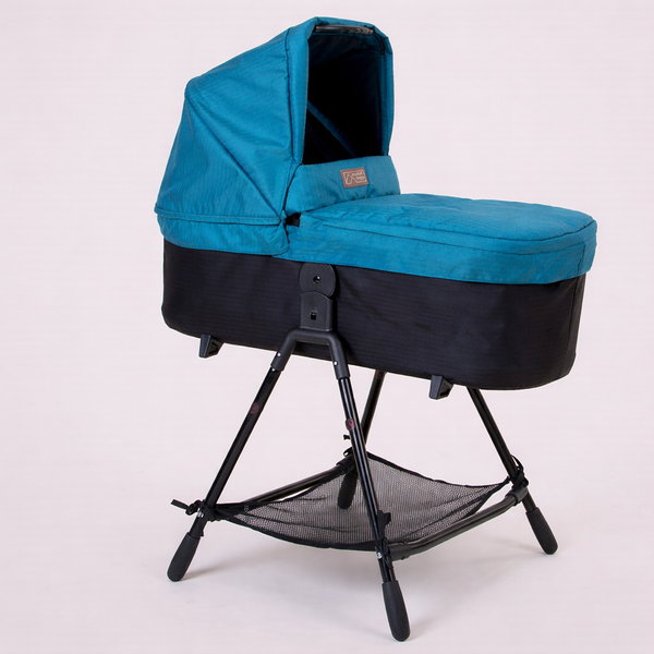 Mountain Buggy carrycot plus™ for duet™ v4