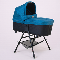 Mountain Buggy carrycot plus™ stand v4