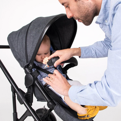 Phil & Teds Voyager Buggy Bundle with FREE Alpha Capsule and Base