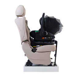 Mountain Buggy Protect Infant Car Seat with Swivel Base and Recline