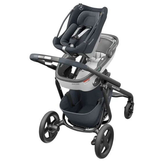 Maxi Cosi Coral Capsule & Base - Essential Black