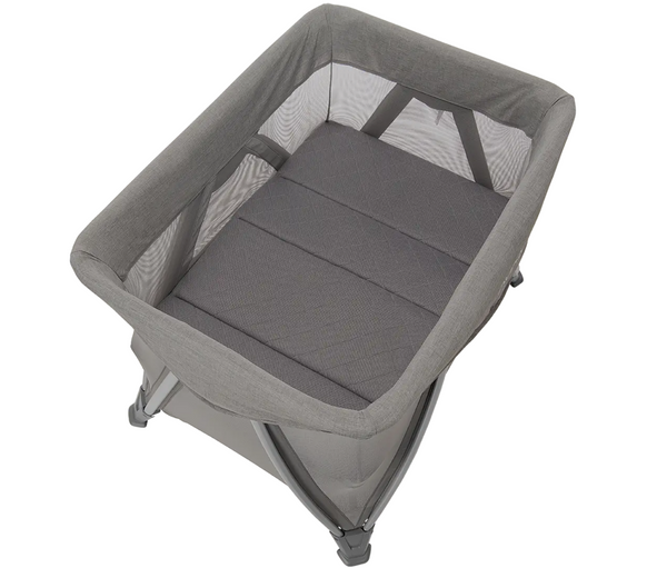 Nuna sena sales mini waterproof sheet